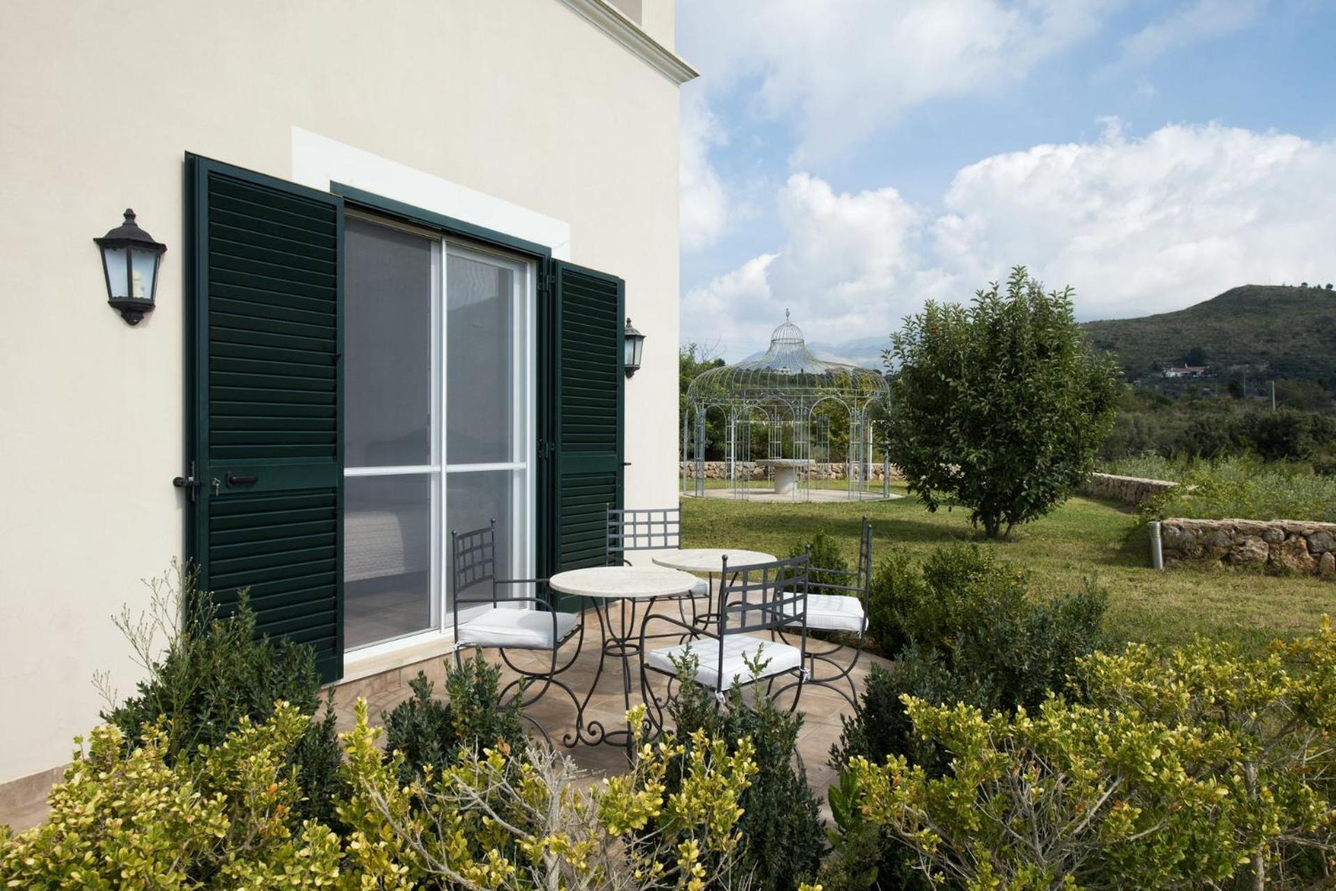 Collina Degli Ulivi 3* Itri